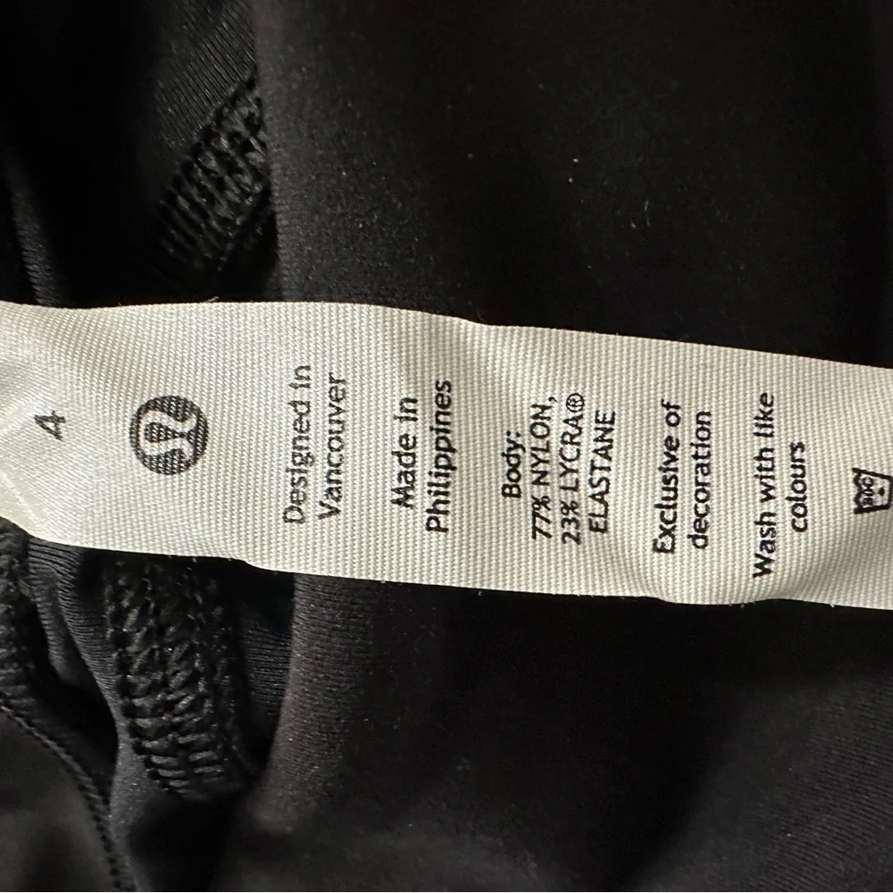 Lululemon Invigorate High Rise NWT Crop 23” size 4 black color - Picture 6 of 7